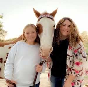 Meet your Posher, Raycie